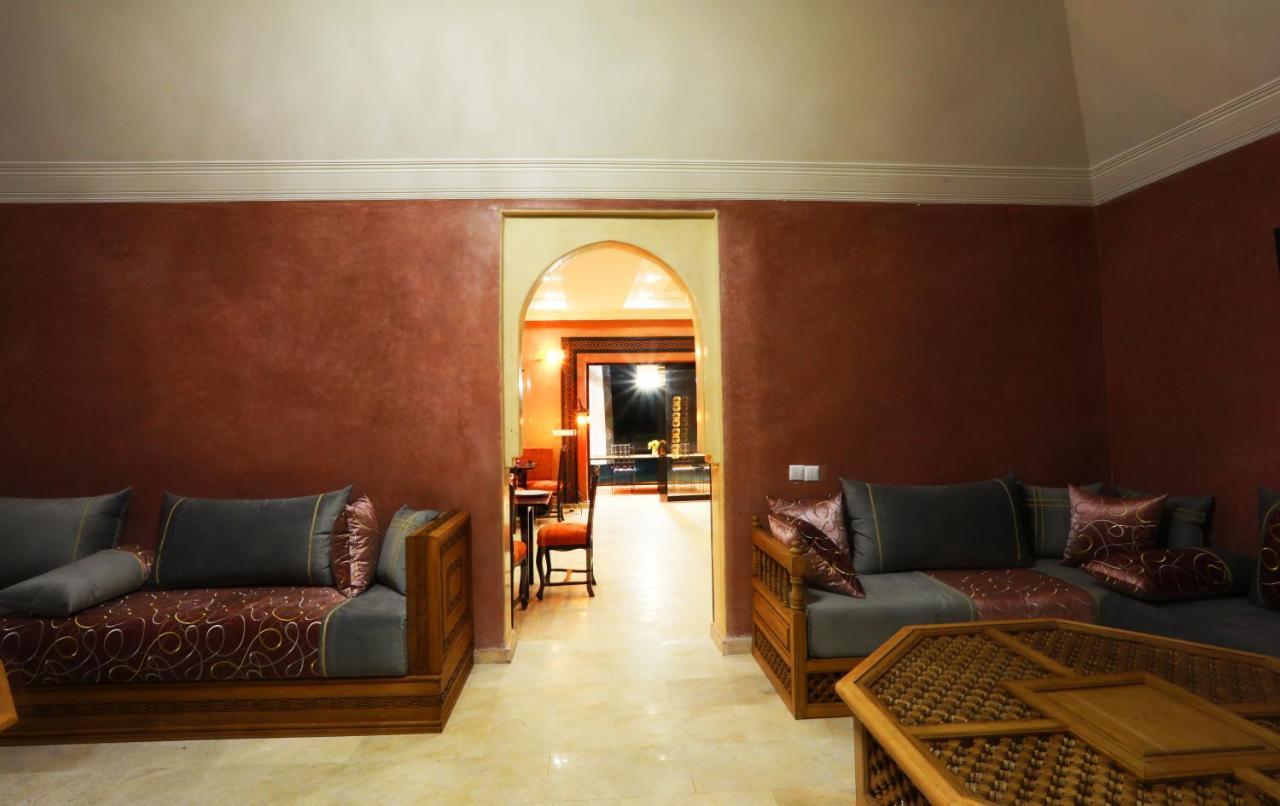 Le Petit Chateau Des Anges Ouled Bouzid Exterior photo